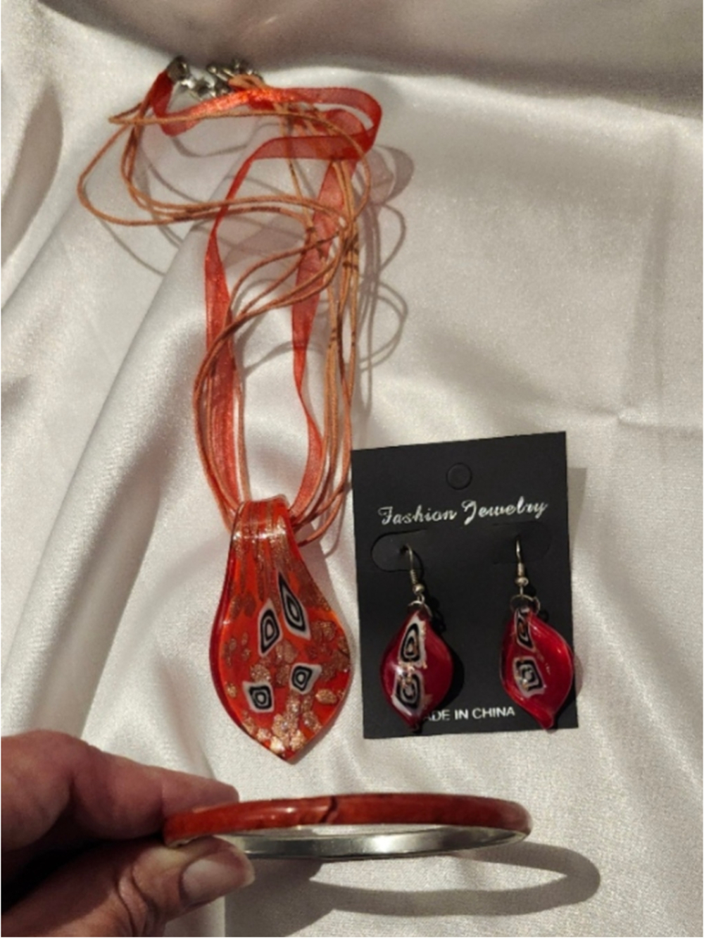 vintage 2000s red art glass jewelry set necklace earrings bangle 🌺
